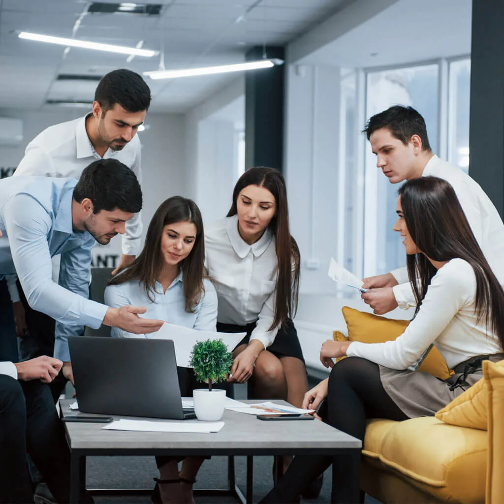 在安全绿色应用，畅享纯粹观赛体验方面，球探提供贴心周到的支持。 - 球探